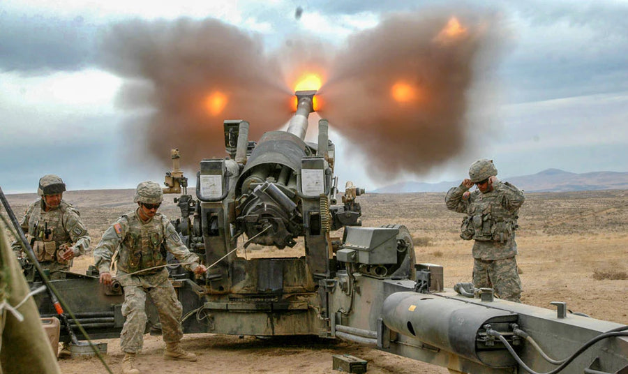 Soldiers training with a howitzer during Basic Combat Training at Fort Sill